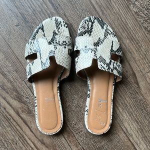 French Sole NY Alibi sandals